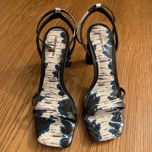 (Worn once) Gianni Bini Heels